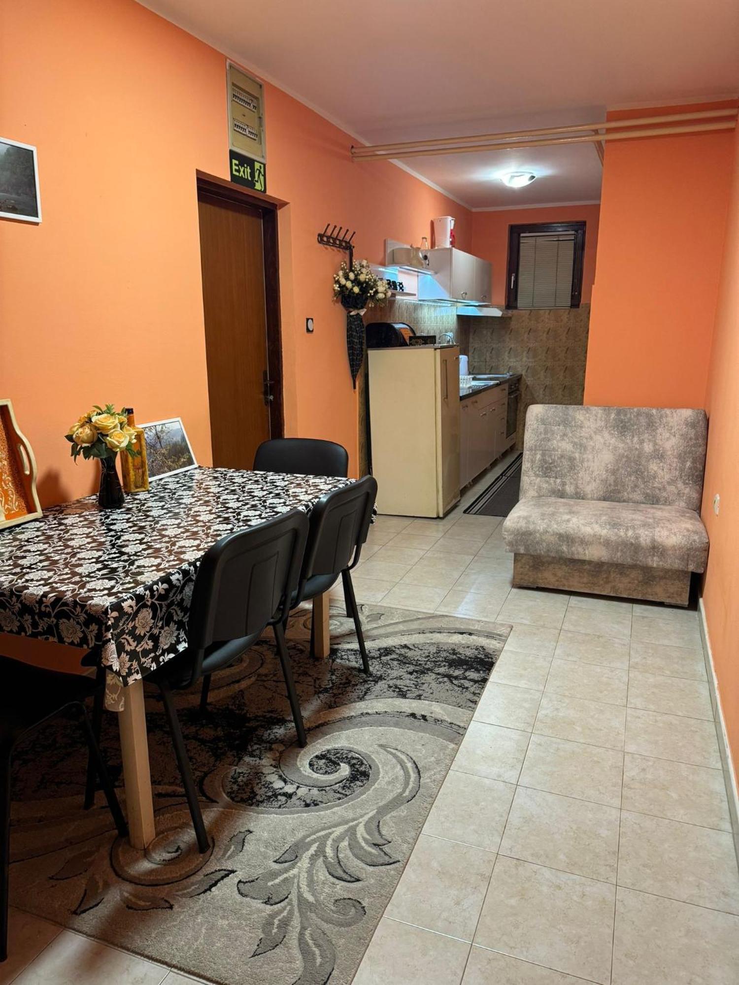 Nela Apartmani Nis Bagian luar foto
