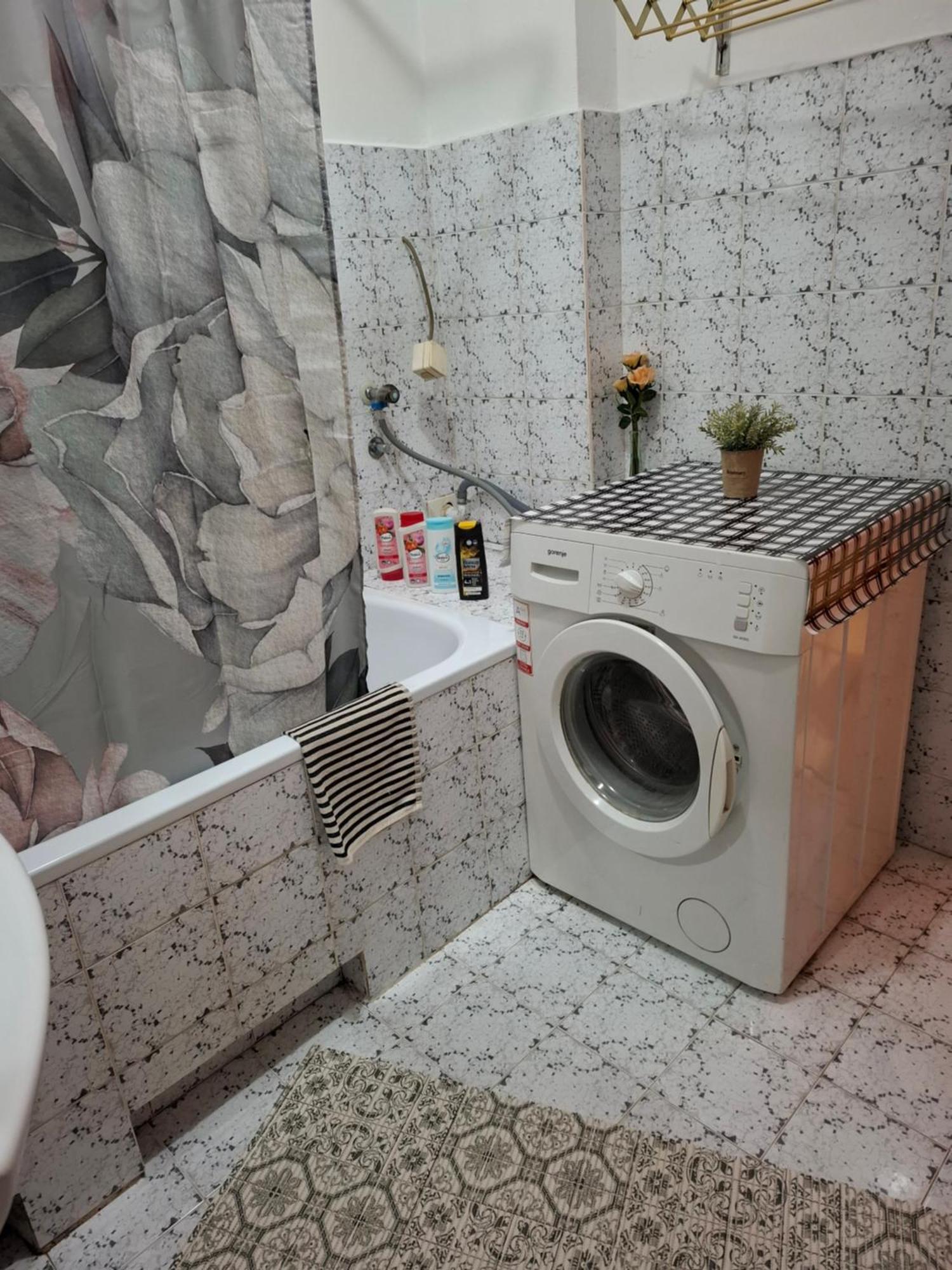Nela Apartmani Nis Bagian luar foto